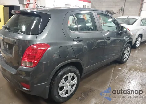 2019 Chevrolet Trax Ls z USA, uszkodzony, nr VIN 3GNCJKSB9KL187479